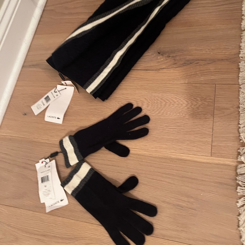 Lacoste Navy stripe wool angora blend Scarf and gloves set unisex nautical - Picture 3 of 7